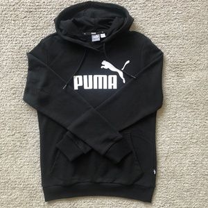 PUMA LOGO HOODIE / NEW